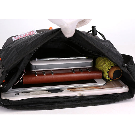 Mochila de Hombro Versátil para Deportes y Aventura - Image 2