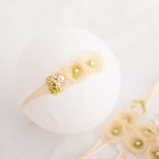 Diadema Floral Artesanal para Bebé - Joya Delicada para el Cabello - Image 2