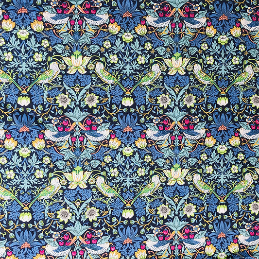 Tela de Algodón Fibrado con Estampado de Fresa para Confección - Image 2