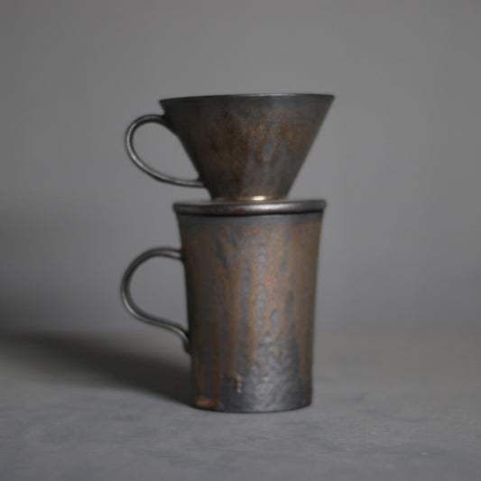 Juego de Cafetera Artesanal Dorada - Image 2