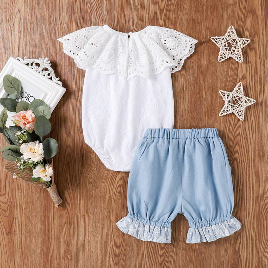 Conjunto de Dos Piezas para Bebé Niña: Vestido de Encaje y Shorts Denim (0-2 Años) - Image 2