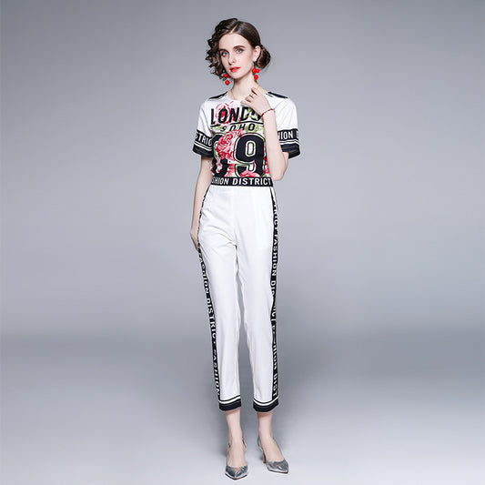 Conjunto Estampado Slim: Remera y Pantalón Capri - Image 2