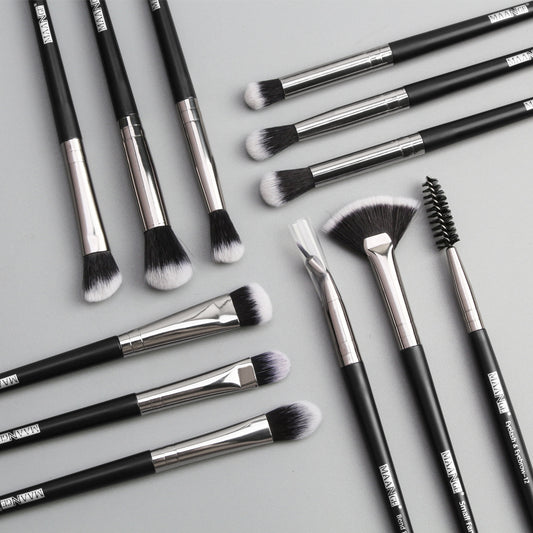 Set de 12 Brochas de Maquillaje Profesional MAANGE - Image 2