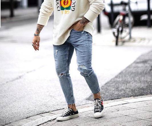 Pantalones Vaqueros Rotos Cortos para Hombre - Diseño Moderno - Image 2