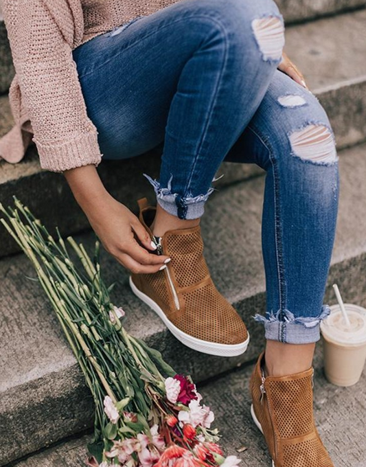 Zapatos Casuales para Mujer con Punta Redonda y Diseño Calado - Image 2