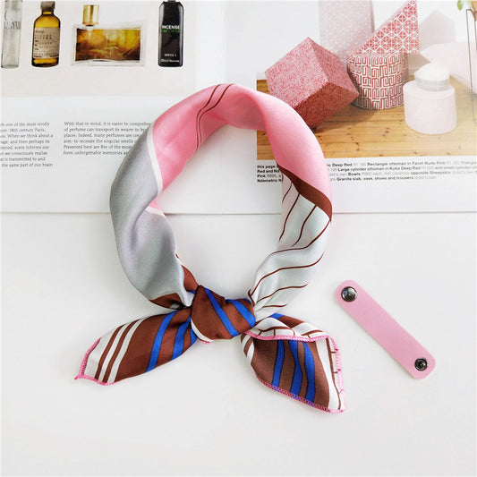 Pañuelo de Seda Estampado Pequeño - Image 2