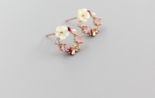 Aretes de Flores en Concha Natural - Image 2