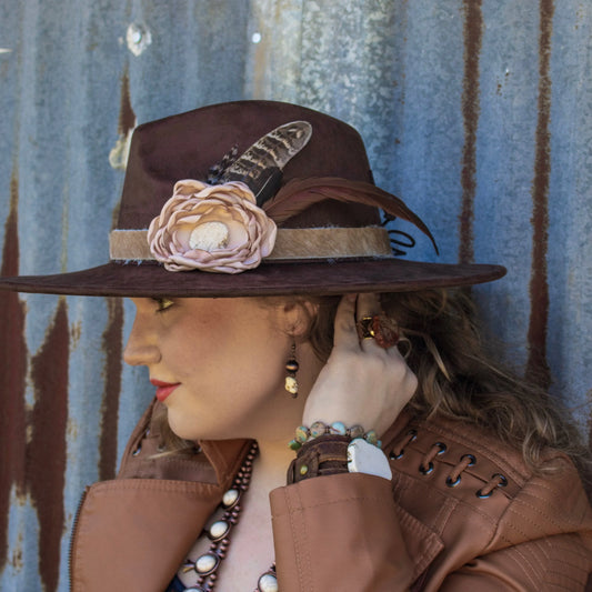 **Western White Turquoise w/ Copper Bead Drop Earring 200x