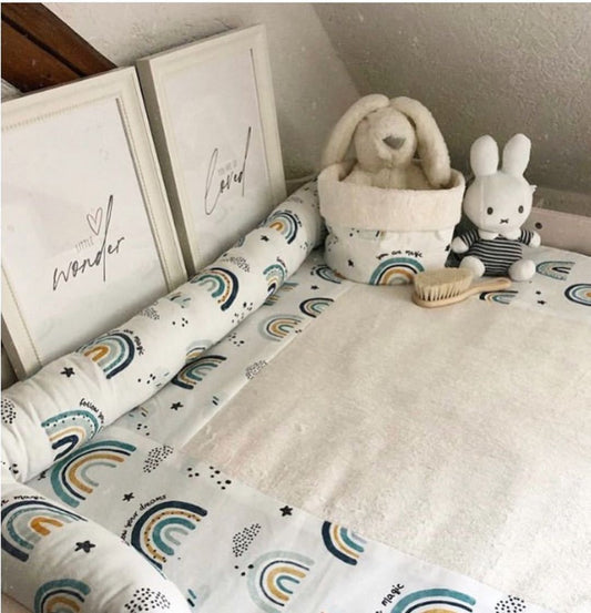 Almohada Larga Estampado Arcoíris de Algodón Premium - Image 2
