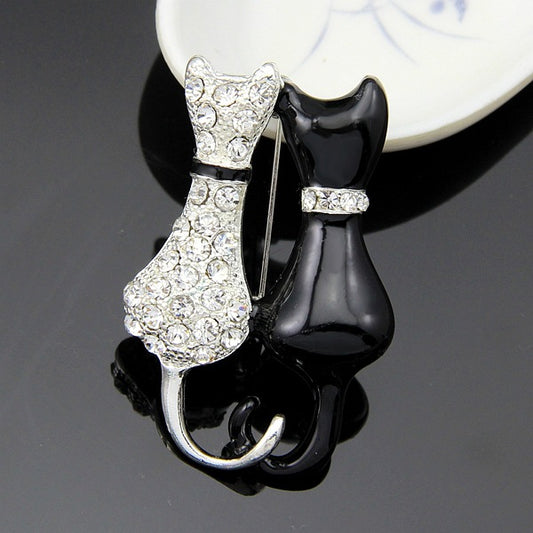 Broche Doble Zorro Diamante en Blanco y Negro - Image 2