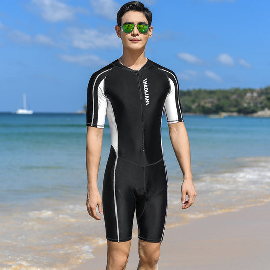 Traje de Baño Deportivo Manga Corta para Hombre - Diseño de 5 Puntos para Surf - Image 2