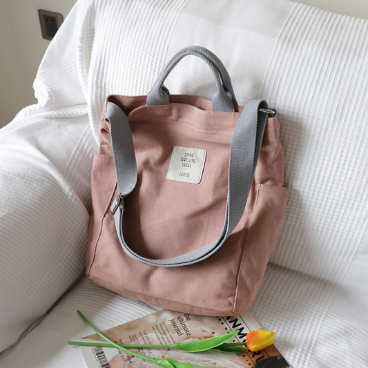Bolsa Messenger de Lona Coreana - Diseño Minimalista y Funcional - Image 2