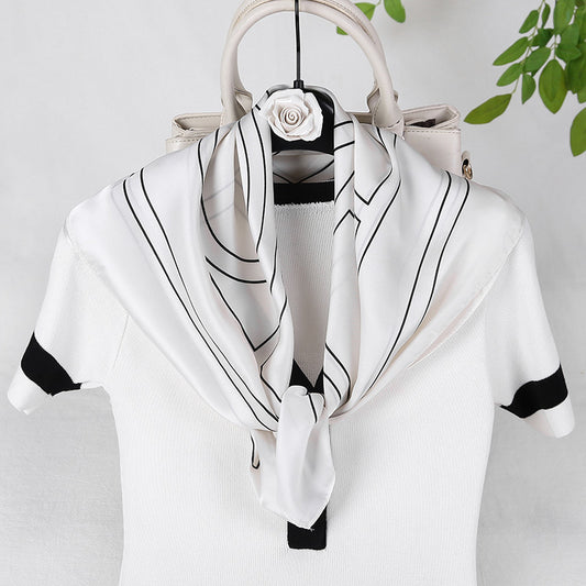 Pañuelo de Seda Estampado Profesional - Diseño Elegante y Versátil - Image 2