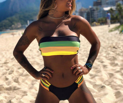 Bikini Deportivo a Rayas con Escote Tubo y Abertura Frontal - Image 2