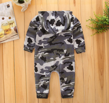 Enterizo Deportivo Camuflado con Capucha - Image 2
