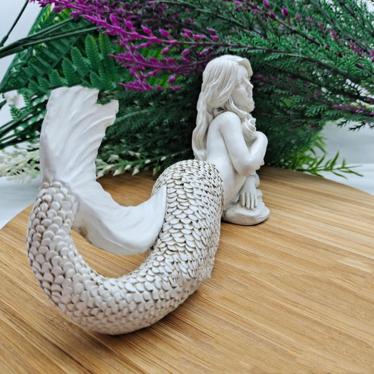 Escultura de Sirena en Resina - Figura Decorativa Vintage para Hogar y Oficina - Image 2