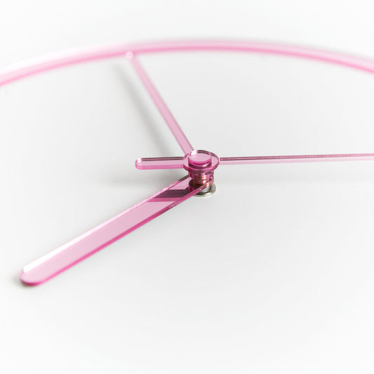 Reloj de Pared Minimalista Nórdico Moderno para Sala de Estar - Image 2