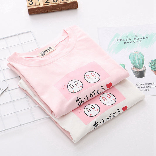Blusa Estilo Universitario con Dos Conejitos Kawaii - Cuello Redondo Manga Corta - Image 2