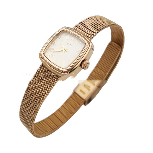 Reloj de Pulsera Cuadrado Tallado - Image 2