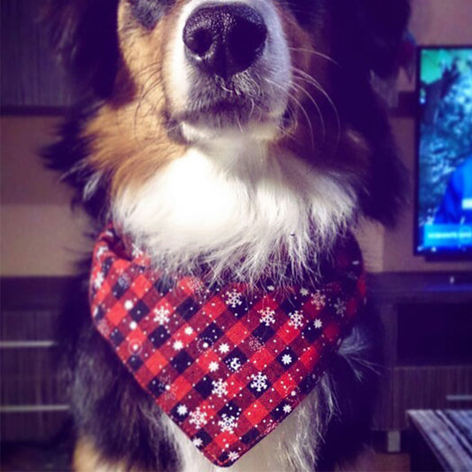Pañuelo Triangular Navideño para Perros - Absorbente de Saliva - Image 2