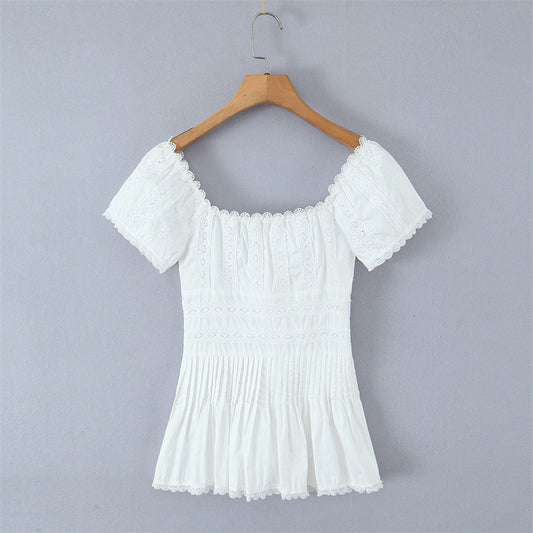 Blusa Elegante de Encaje Francés Confeccionada a Mano con Pliegues y Parches - Image 2