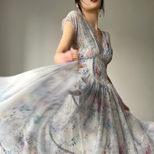 Vestido de Hada Elegante con Escote en V y Cintura Ajustada - Image 2