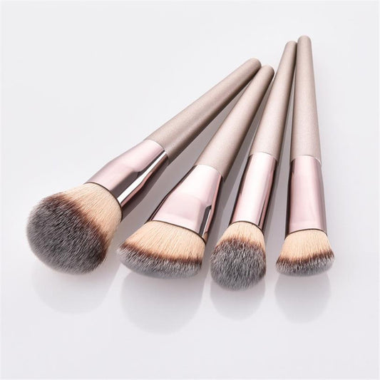 Set de Brochas de Maquillaje con Mango de Madera y Acabado Oro Champagne - Image 2