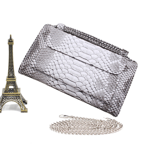 Cartera Clutch con Patrón Serpiente y Cadena Desmontable - Image 2