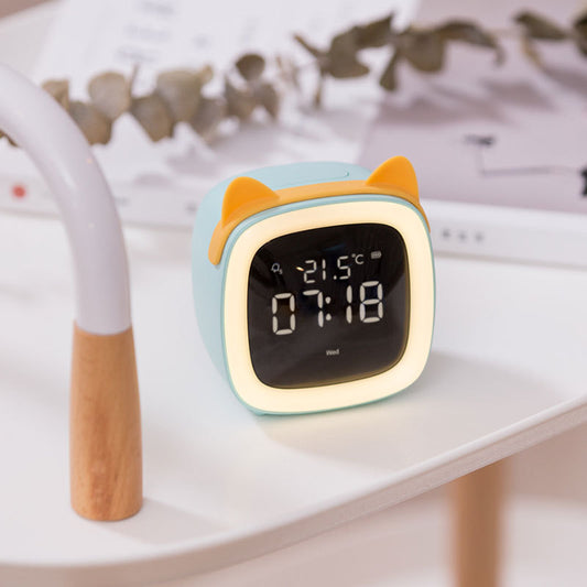 Reloj Despertador Digital con Luz Nocturna, Termómetro y Carga USB para Niños - Image 2