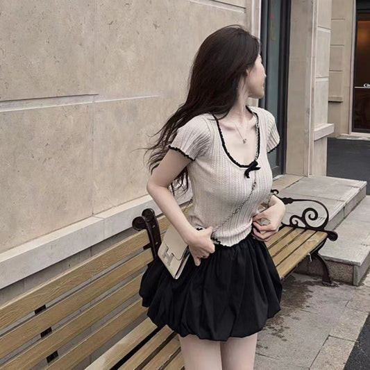 Blusa Corta Estilo Americano con Encaje y Lazo Contraste en Seda Helada - Image 2