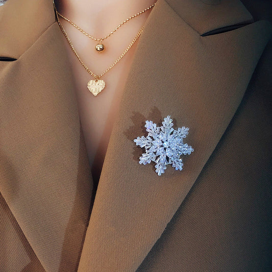 Broche Copo de Nieve Multicapa de Circonia para Mujer - Image 2