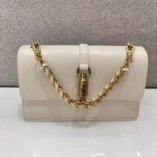 Bolso Bandolera Pequeño con Cadena y Diseño Plisado - Image 2