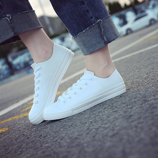 Botas Blancas Casuales para Lluvia - Diseño Bajo y Cómodo para Mujer - Image 2