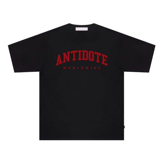 Playera Básica Multicolor con Letras - Diseño Versátil para Parejas - Image 2
