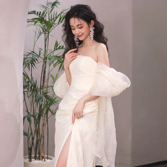 Vestido de Novia Largo Escote Tubo Elegante y Minimalista - Image 2