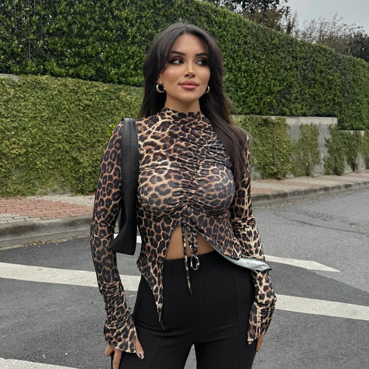 Blusa Ajustada de Manga Larga con Estampado Leopardo y Cordón - Image 2