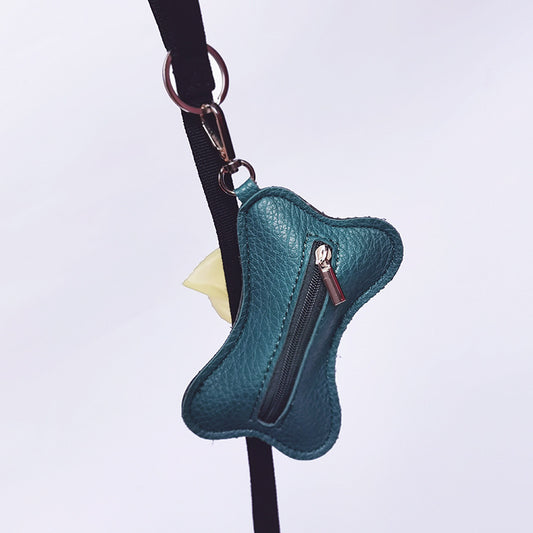 Dispensador de Bolsas para Desechos de Mascotas en Cuero PU Portátil - Image 2