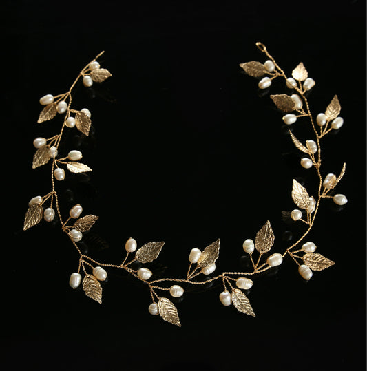 Diadema de perlas tejida a mano para novia - Image 2