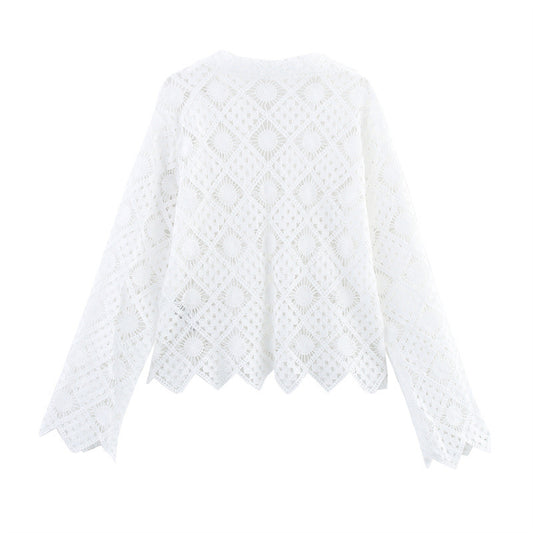 Blusa Elegante con Cuello en V y Bordados para Mujer - Image 2
