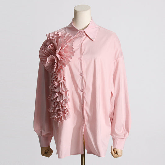 Blusa Casual con Flores Tridimensionales y Detalles de Volantes - Image 2