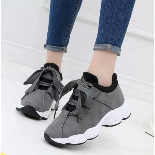 Zapatillas Blancas Casuales para Mujer con Suela Gruesa - Estilo Coreano - Image 2