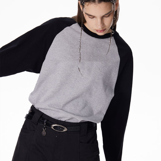 Blusa Holgada Unisex con Bordado en Mangas - Image 2