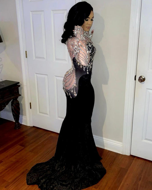 Vestido de Noche Ajustado con Diamantes y Borlas Brillantes - Image 2