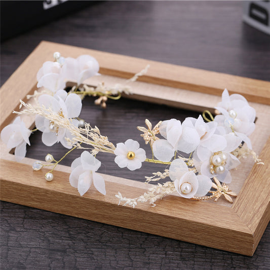 Tocado de Novia con Flores Secas de Gypsophila y Accesorios Forestales - Image 2