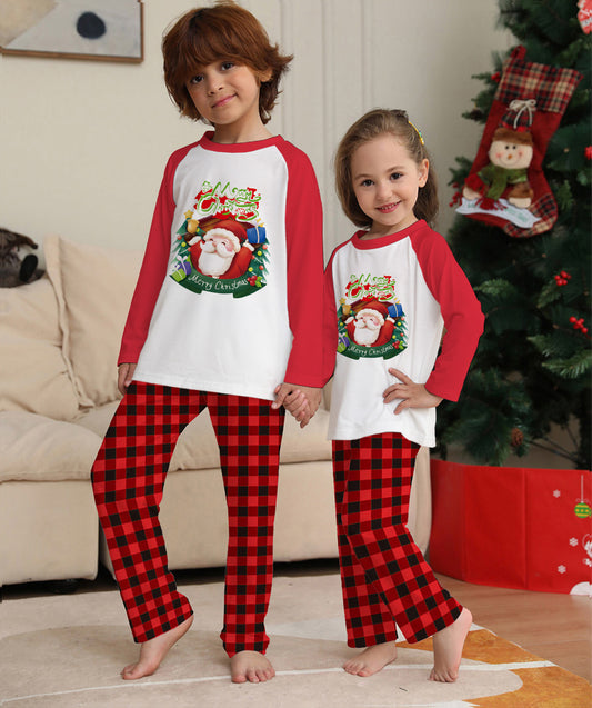 Pijamas Navideños Familiares a Juego con Pantalón a Cuadros - Image 2