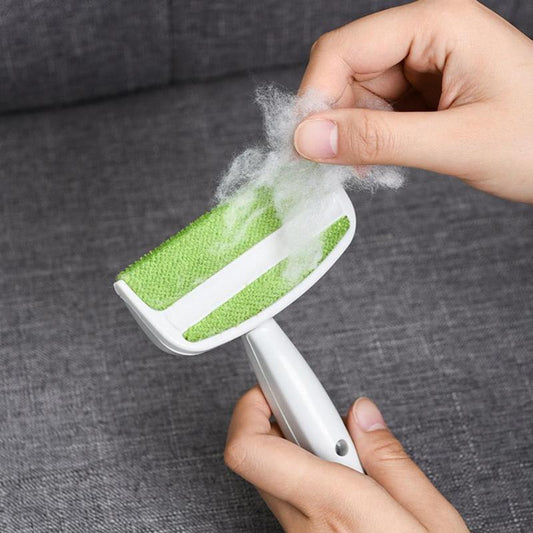 Cepillo Desempolvador de Peluche con Herramienta Depiladora - Image 2