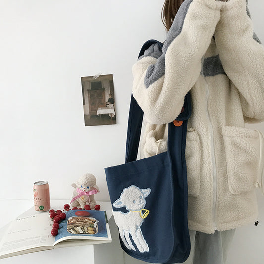 Bolsa Universitaria con Bordado de Oveja - Estilo Campus Desenfadado - Image 2