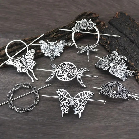 Broches Vikingos para Mujer de Aleación | Diseños de Animal, Luna y Nube - Image 2