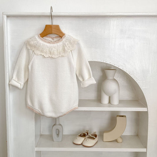 Suéter Infantil Otoño con Cuello de Encaje y Manga Larga - Image 2