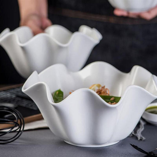 Bol de Cerámica Blanca Pura con Diseño Ondulado para Salsas - Image 2